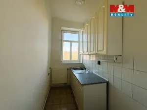 Prodej bytu 2+1, Jablonec nad Nisou, Na Roli, 41 m2