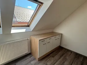 Pronájem bytu 2+1, Jihlava, Na Dolech, 63 m2