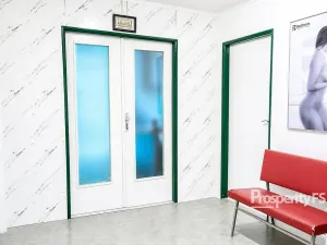 Pronájem komerční, Kladno, náměstí Svobody, 12 m2