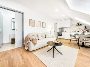 Pronájem bytu 2+kk, Praha - Smíchov, Bieblova, 57 m2