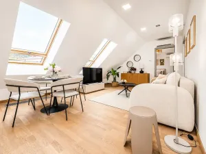 Pronájem bytu 2+kk, Praha - Smíchov, Bieblova, 57 m2