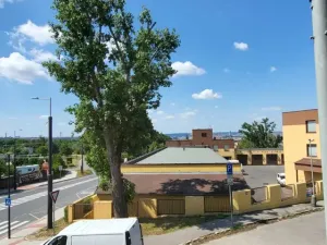 Pronájem bytu 1+kk, Praha - Prosek, Prosecká, 13 m2