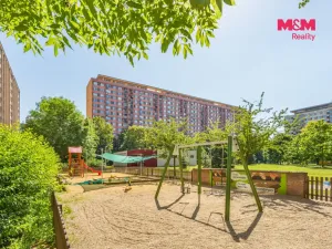 Prodej bytu 2+kk, Praha - Kobylisy, Rajmonova, 44 m2