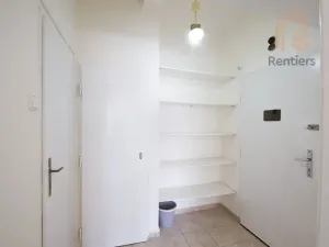 Pronájem bytu 1+1, Praha - Podolí, Sinkulova, 37 m2