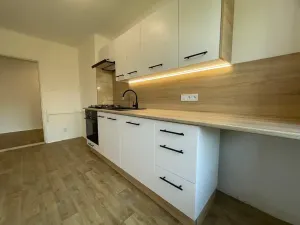 Pronájem bytu 2+1, Třinec, Jablunkovská, 56 m2