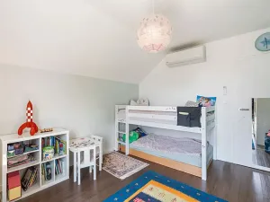 Prodej rodinného domu, Kamenice, Lužní, 141 m2
