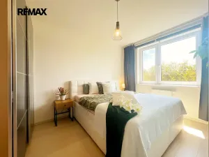 Prodej bytu 2+1, Horoměřice, Velvarská, 55 m2