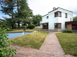 Prodej vily, Všestudy, 120 m2