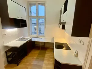 Pronájem bytu 2+1, Brno, Jana Uhra, 73 m2