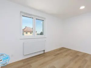 Pronájem bytu 2+kk, Opava, 36 m2