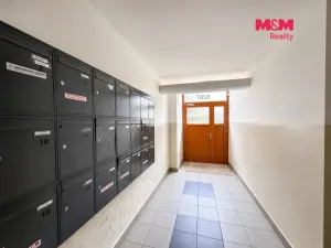 Prodej bytu 2+1, Chomutov, Skalková, 61 m2