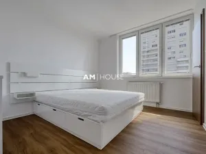 Pronájem bytu 2+1, Praha - Stodůlky, Petržílkova, 53 m2