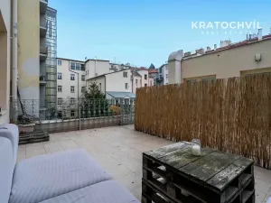 Pronájem bytu 1+kk, Praha - Bubeneč, Korunovační, 32 m2