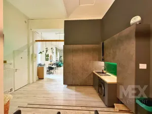 Prodej obchodního prostoru, Praha - Žižkov, Husitská, 89 m2