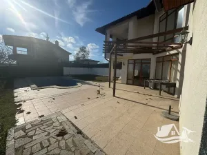 Prodej rodinného domu, Pomorie, Bulharsko, 146 m2