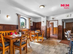 Prodej restaurace, Lomnice nad Popelkou, Poděbradova, 600 m2