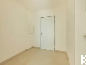 Prodej bytu 1+kk, Praha - Satalice, Za Novákovou zahradou, 32 m2