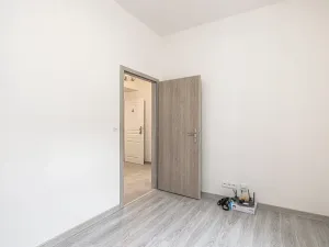 Pronájem bytu 2+kk, Praha - Vršovice, Košická, 29 m2