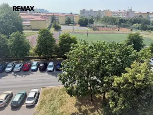 Pronájem bytu 2+kk, Praha - Řepy, Žufanova, 42 m2