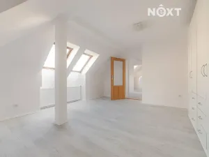 Prodej bytu 3+kk, Klatovy, Koldinova, 79 m2