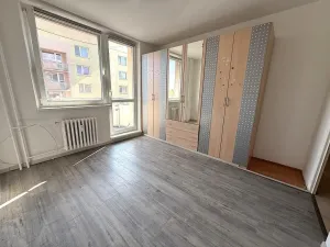 Pronájem bytu 2+1, Hrušovany u Brna, Sídliště, 58 m2