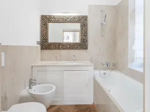 Pronájem bytu 4+1, Praha - Vinohrady, Hradešínská, 120 m2