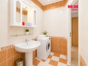 Pronájem bytu 3+1, Praha - Strašnice, Pod strání, 71 m2