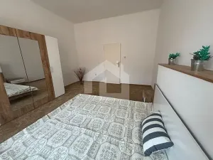 Pronájem bytu 2+1, České Budějovice - České Budějovice 3, Fr. Hrubína, 81 m2