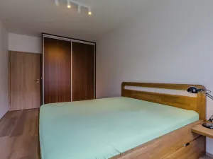 Pronájem bytu 2+kk, Praha - Modřany, Mezi vodami, 57 m2