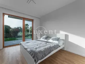 Prodej bytu 2+kk, Praha, Formanská, 56 m2