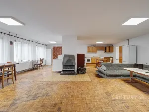 Prodej komerční nemovitosti, Horní Cerekev, 460 m2