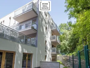 Prodej obchodního prostoru, Karlovy Vary, Šumavská, 150 m2