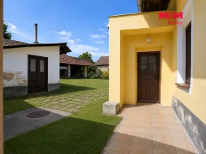 Pronájem zemědělského objektu, Pňov-Předhradí, Kolínská, 122 m2