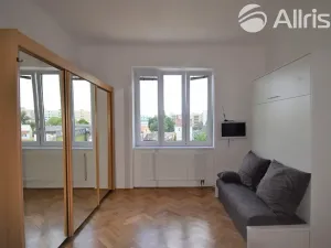 Pronájem bytu 1+kk, Brno, Komárovská, 32 m2