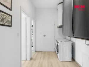 Prodej bytu 4+kk, Křížkový Újezdec - Čenětice, 158 m2