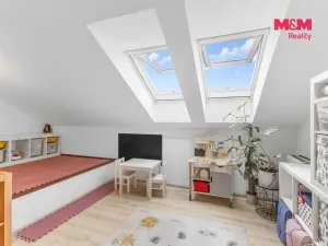 Prodej bytu 4+kk, Křížkový Újezdec - Čenětice, 158 m2