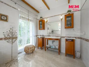 Prodej rodinného domu, Český Šternberk, 226 m2