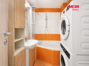 Prodej bytu 3+kk, Praha - Černý Most, Doležalova, 72 m2