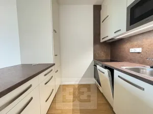 Pronájem bytu 2+kk, Otrokovice, Příčná, 56 m2