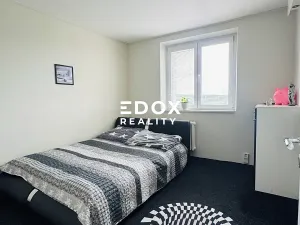 Prodej bytu 3+1, Říčany, Komenského náměstí, 64 m2