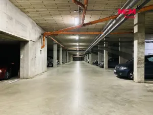 Prodej garážového stání, Brno, Sedláčkova, 26 m2