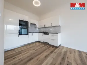 Pronájem obchodního prostoru, Praha - Petrovice, Ohmova, 44 m2