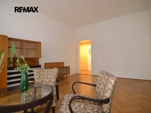 Pronájem bytu 2+kk, Praha - Podolí, Na dolinách, 43 m2