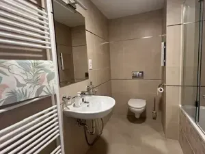 Pronájem bytu 2+kk, Praha - Hloubětín, Poděbradská, 60 m2