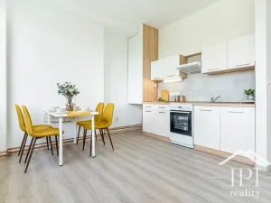 Prodej bytu 3+kk, Mlékojedy, 67 m2