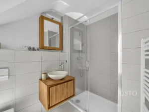 Prodej bytu 4+kk, Býkev, 128 m2