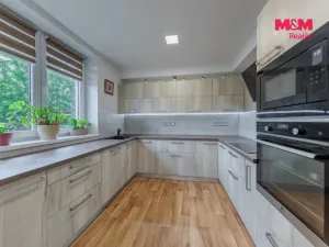 Prodej činžovního domu, Karlovy Vary - Dvory, V Lučinách, 330 m2