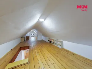Prodej činžovního domu, Karlovy Vary - Dvory, V Lučinách, 330 m2