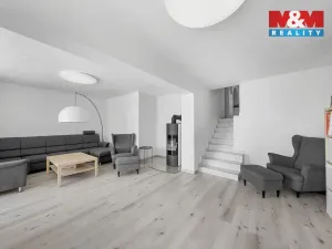 Prodej rodinného domu, Chlumec, Chlumecká, 260 m2