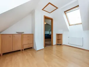 Pronájem bytu 2+kk, Praha - Horní Počernice, Náchodská, 50 m2